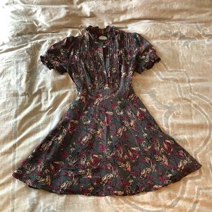 Cute 1940s style dress